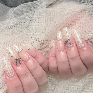 ネイル Maggie Nail🦩のネイルデザイン
