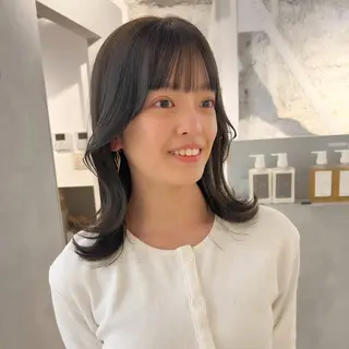 ミディアム パーマ レイヤーカットのプロ 大人ヘア宮森貴志のヘアスタイル