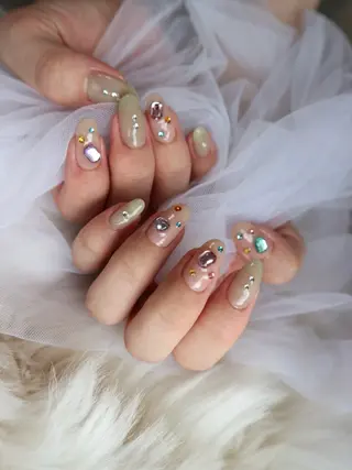 ネイル feliseey 〘フェリシー 〙のネイルデザイン