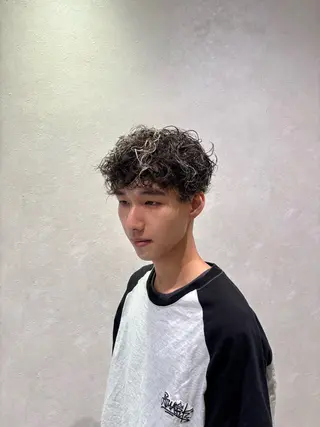 メンズ 永田虹輝 /パーマ/スパイキーのヘアスタイル