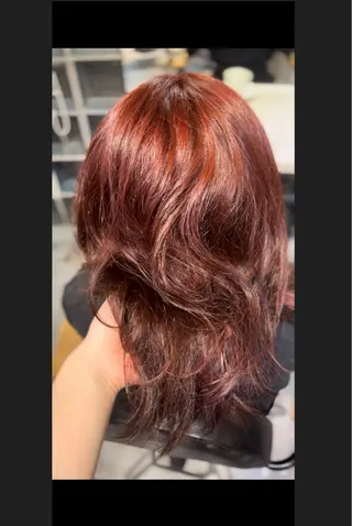 ミディアム ブリーチなしWカラー あずさのヘアスタイル