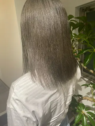 ロング 佐伯 和佳のヘアスタイル