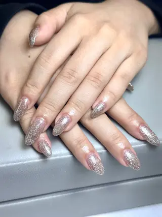 ネイル エニ キラのネイルデザイン