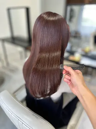 セミロング 縮毛矯正  髪質改善 酸性ストレート特化のヘアスタイル