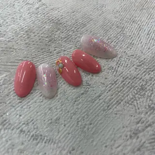 ネイル TOKYO NAIL ACADEMY 2のネイルデザイン