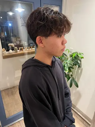 ミディアム パーマ メンズ 💐美しいショート× パーマ💐早坂駆留のヘアスタイル