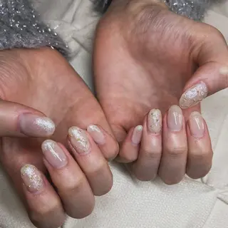 ネイル nail.salon .Reversalのネイルデザイン