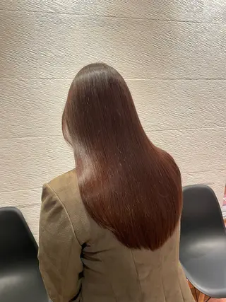 カラー ayane / ロングレイヤーカットのヘアスタイル