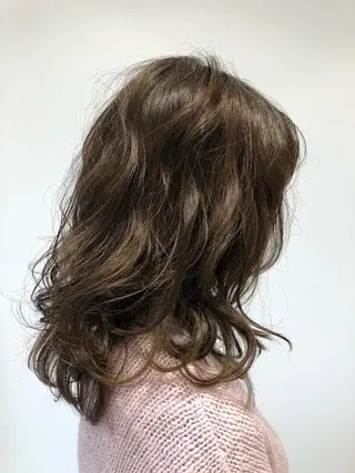 セミロング カラー 三川 洋樹のヘアスタイル
