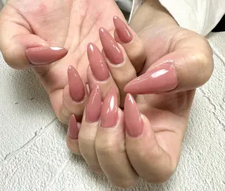 ネイル BURGUNDY hitomiのネイルデザイン