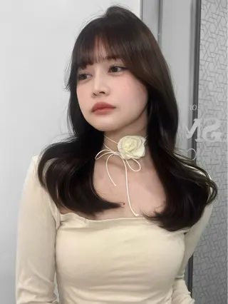 ミディアム カラー 顔周り指名NO.1 🤍似合わせ／Maoのヘアスタイル