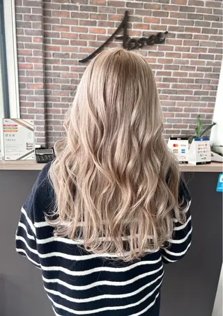 セミロング 橘 心実のヘアスタイル