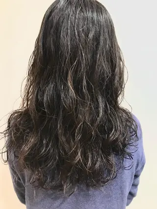 ロング パーマ レイヤー／似合わせ TAKUYAのヘアスタイル