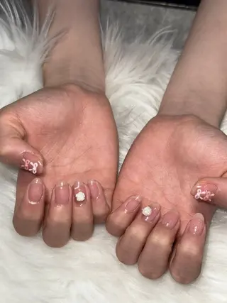 ネイル Momoka 🍑🎀のネイルデザイン