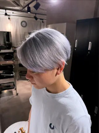 カラー Seleneコウキ ブリーチ/ハイトーンのヘアスタイル