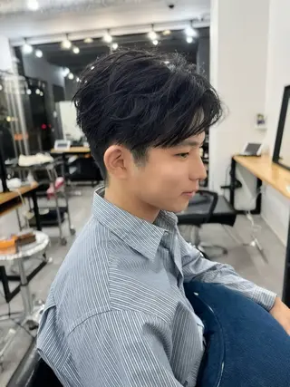 メンズ kiti SAKAE所属・のり/顔まわり/韓国 /レイヤーカットのヘアスタイル