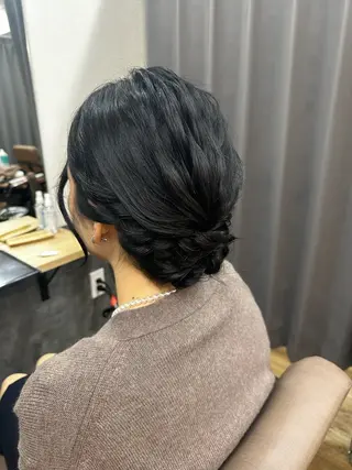 ミディアム ヘアアレンジ TELA HAIR南流山店所属・TELA HAIR Annaのヘアスタイル