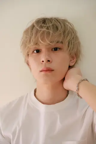 メンズ カラー メンズ ヘアメイク  ハイトーン キャロのヘアスタイル