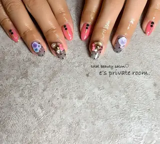 ネイル LAVISH nail salonのネイルデザイン