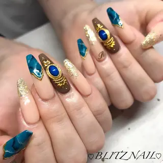 ネイル BLITZ Nail 岩田💅🏻✨のネイルデザイン
