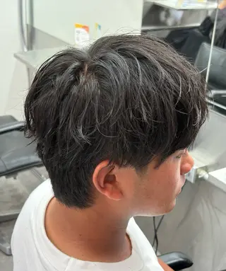 ミディアム カラー パーマ メンズ メンズパーマ特化 🔥韓国ヘア職人🔥のヘアスタイル