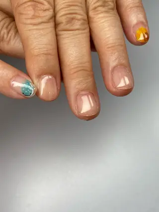 ネイル アトリエみかん所属・MIKA 🍊のネイルデザイン