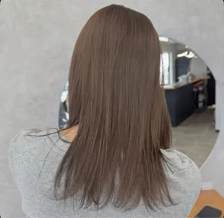 ミディアム カラー FLOWER by B.GARDEN所属・’Flower’ AYAKAのヘアスタイル