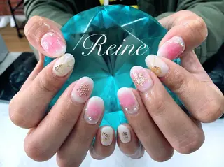 ネイル Nailsalon Reine所属・玉栄 伶奈のネイルデザイン