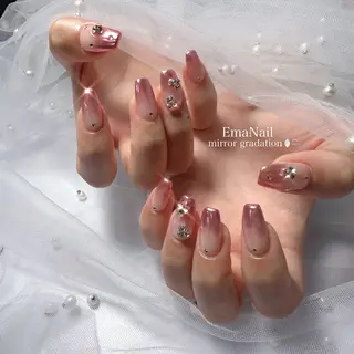ネイル EmaNail豊中 🎀SANAのネイルデザイン