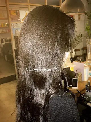 ロング アワタケ リンのヘアスタイル