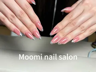 ミディアム Moomi nail salonのネイルデザイン