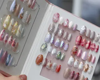 ミディアム ESPERANZA NAIL所属・SASAKI NOZOMIのネイルデザイン