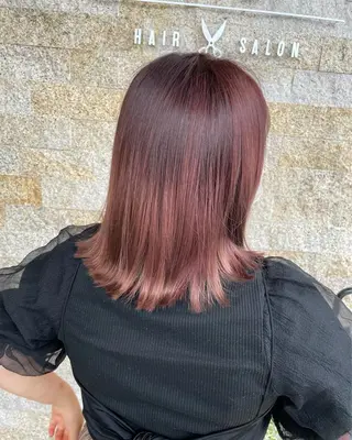 ミディアム カラー 明石 歩樹のヘアスタイル