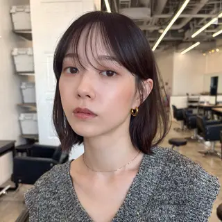 ミディアム カラー 顔まわり/レイヤー/ 透明感/まいな🥨のヘアスタイル