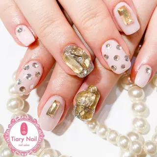 ネイル 💗🪽Tiary Nail🪽💗のネイルデザイン
