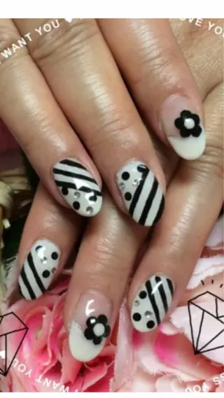 ネイル ネイリスト kanaeのネイルデザイン