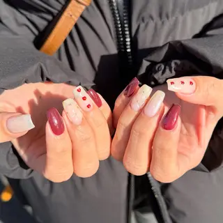 ネイル 吉岡 萌花のネイルデザイン