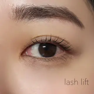 マツエク・マツパ +tico+vico Reiのネイルデザイン