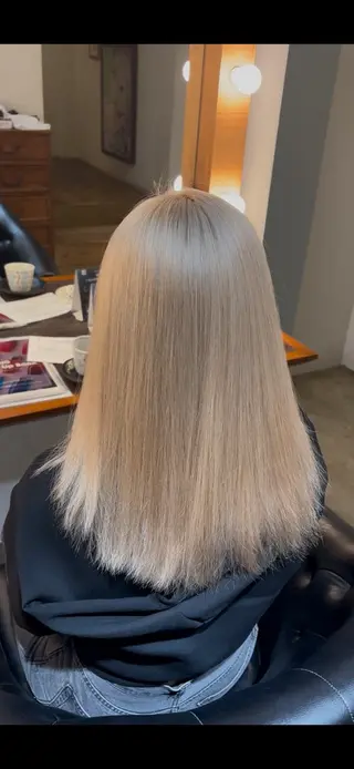 カラー 平川 海夢のヘアスタイル