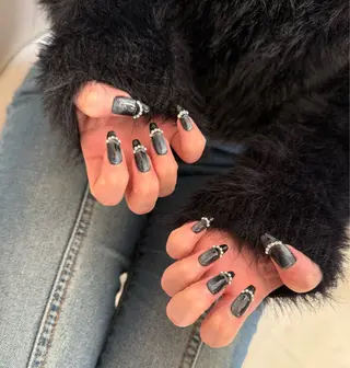 ネイル Bi_nail. yuuのネイルデザイン