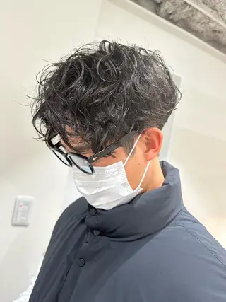 パーマ メンズ 💎メンズパーマ特化 🥇癖毛活かしのプロのヘアスタイル