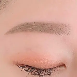 アイブロウ BellFlower Aki（眉・まつげ）のマツエク・マツパデザイン