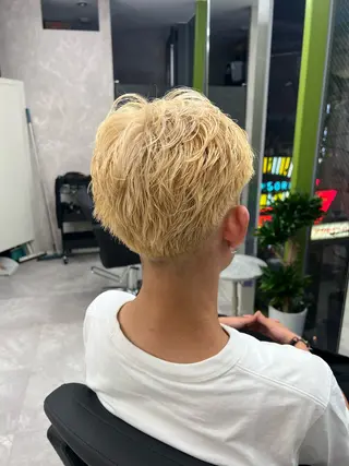 ショート カラー パーマ 【メンズ特化美容師】 Toma🎯のヘアスタイル