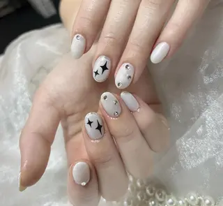 ネイル VIVIAN エイのネイルデザイン