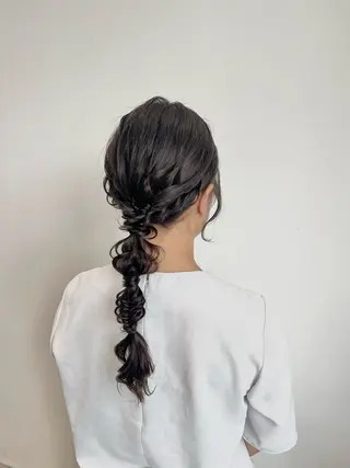 ロング ヘアアレンジ 黒阪 なみのヘアスタイル