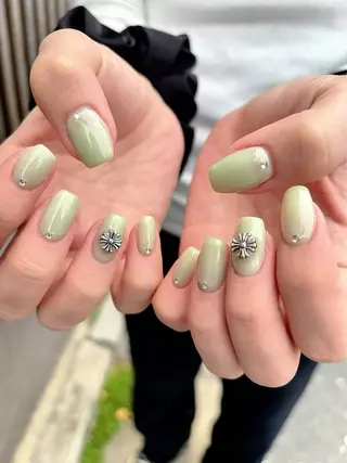 ネイル 宮澤 朱里のネイルデザイン