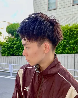 カラー メンズ GROW middle所属・山梨 洸のヘアスタイル