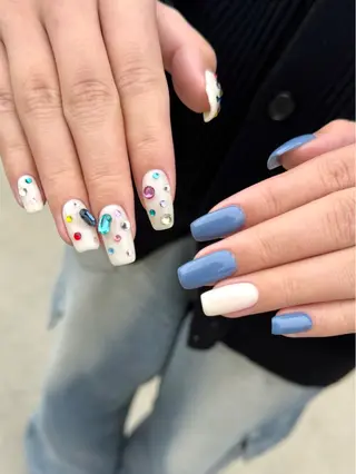 ネイル Unique 【ユニーク】のネイルデザイン