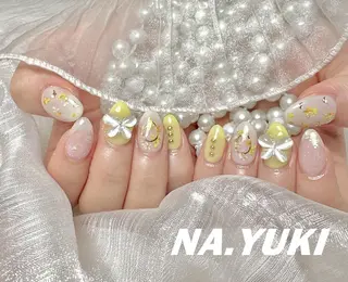 ネイル 🌷 Mooning 🌷のネイルデザイン