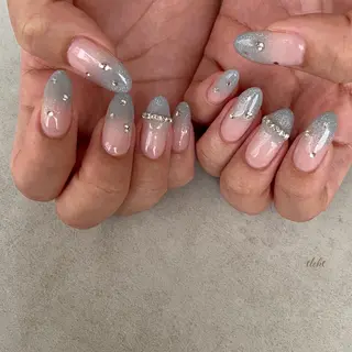 ネイル Rio 𓍼のネイルデザイン